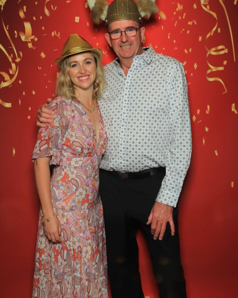 Elevate Your Event with our Captivating Selfie Glam Booth!