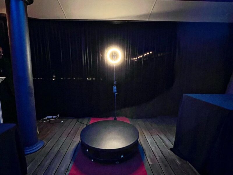 ELEVATE YOUR EVENT WITH OUR UNIQUE 360 VIDEO AND PHOTO BOOTH EXPERIENCE