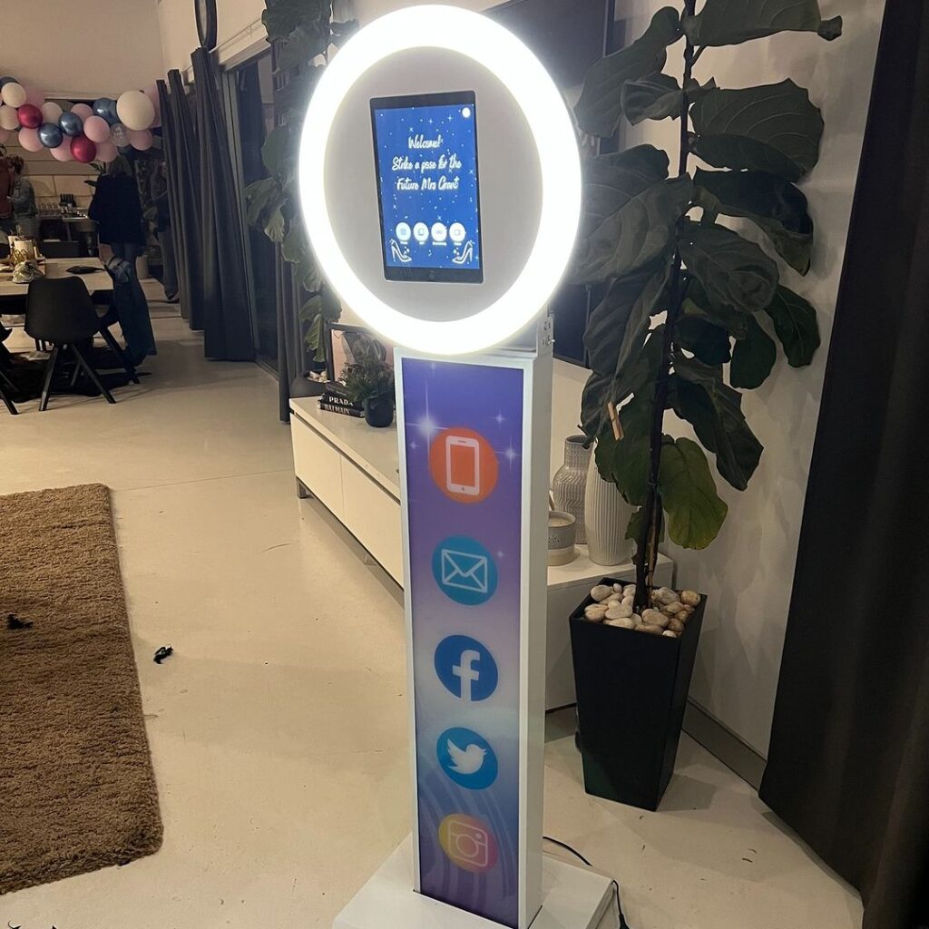 Meet The Amelia: Your Gateway to Endless Photo Fun!