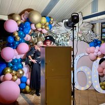 📸 Open Air Photo Booth - Perth Photo Booth Hire - Touch-screen and instant double prints.