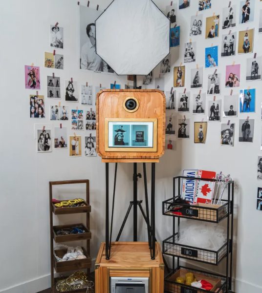 Capture Unforgettable Moments with Unique Wooden Photobooth! - Perfect for Weddings, Corporate Events, and Private Celebrations!