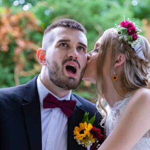 Professional Wedding Photographer: Stunning Editing & Tear-Jerking Videos