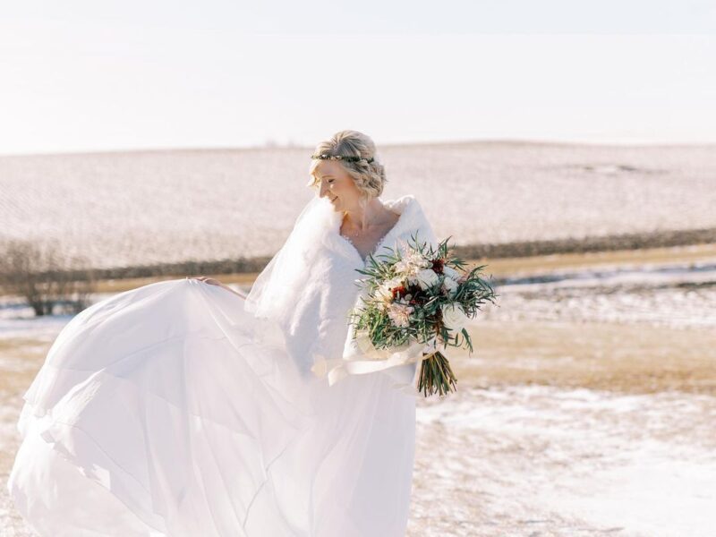 TIMELESS, ROMANTIC, FILM-INSPIRED WEDDING PHOTOGRAPHER BASED IN COLUMBUS, OHIO.