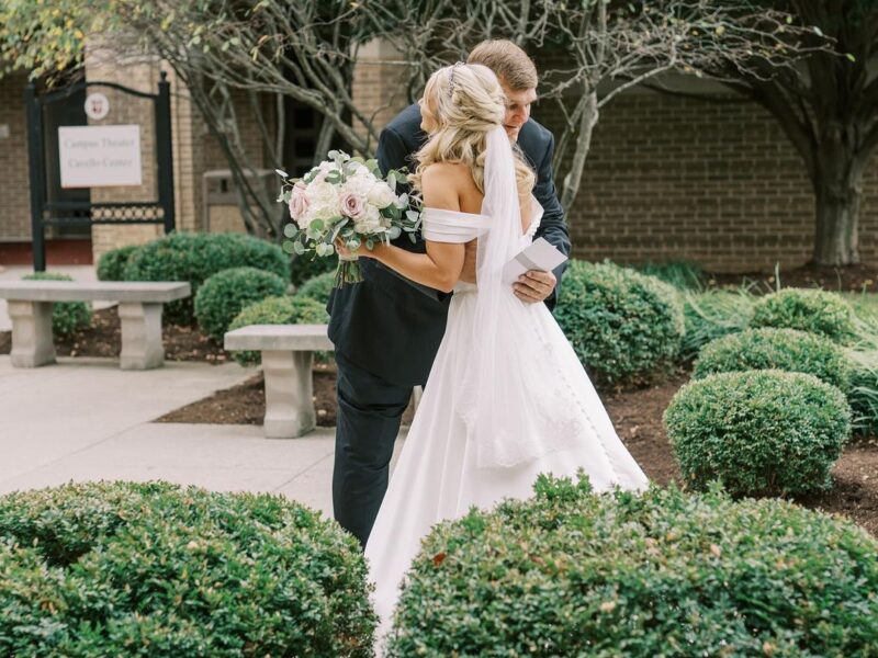 TIMELESS, ROMANTIC, FILM-INSPIRED WEDDING PHOTOGRAPHER BASED IN COLUMBUS, OHIO.