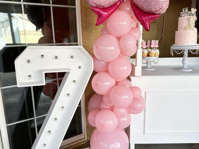 360 Fun: Take Your Event to the Next Level with Our Immersive Photo Booth Experience!