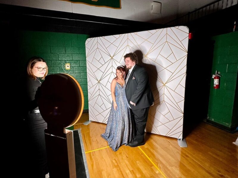 Luxury Photo Booth Rentals for Weddings, Social, and Corporate Events - Atlanta's Top Choice.