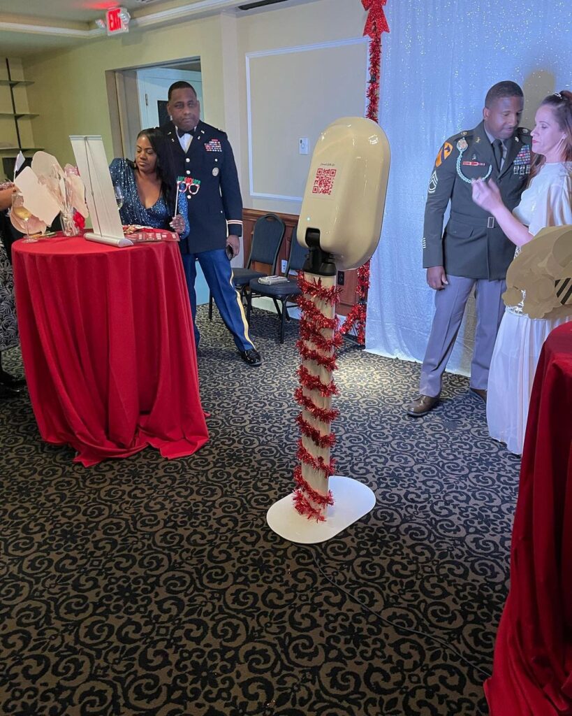 Create Unforgettable Moments with Easy Peasy Photo Booth - Wow Your Guests!