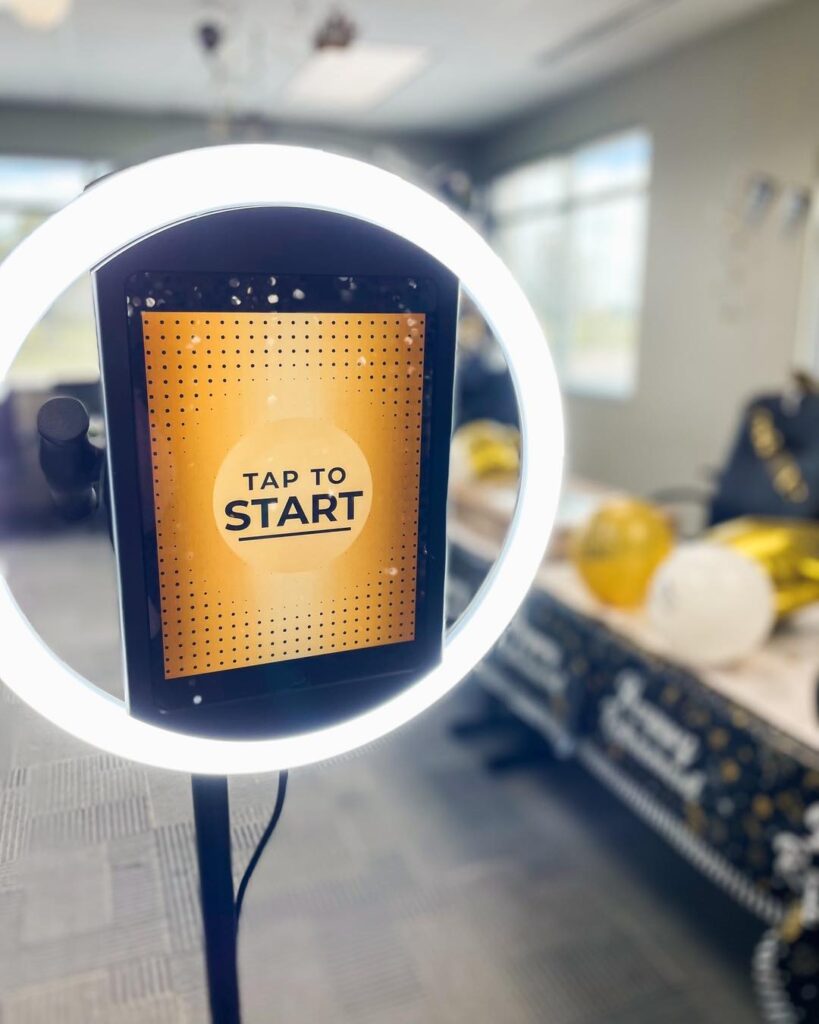 ✨📸 Get ready for instant memories & loads of fun with our easy to use photobooth!