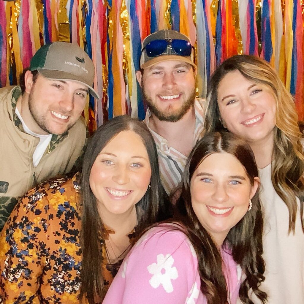 ✨📸 Get ready for instant memories & loads of fun with our easy to use photobooth!