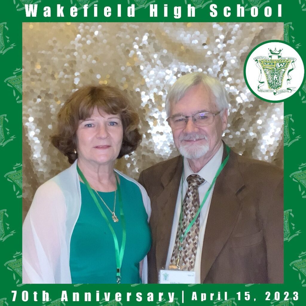 Step into the Future of Photography with Our Modern, Minimalist, and Classy Open-Air Photo Booth - Where Art Meets Technology!