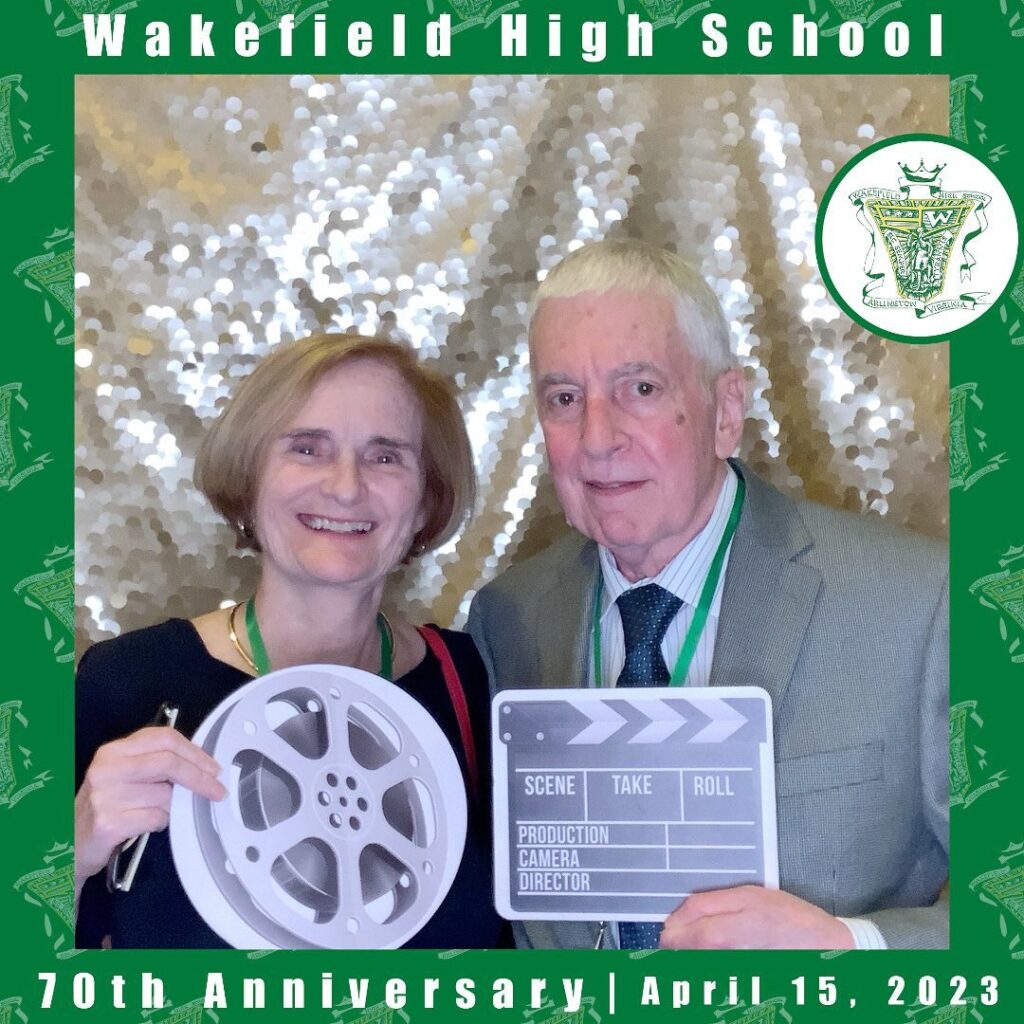 Step into the Future of Photography with Our Modern, Minimalist, and Classy Open-Air Photo Booth - Where Art Meets Technology!