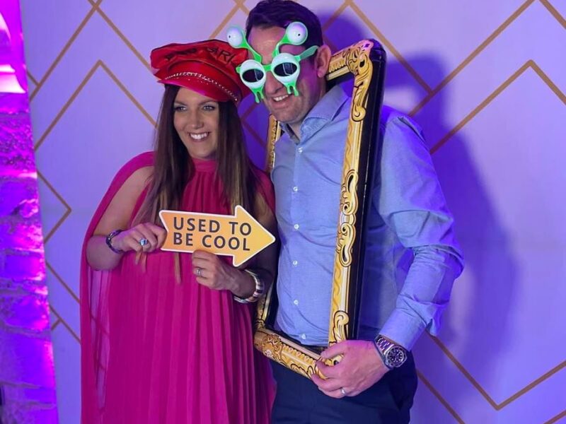Experience the Revolution of Photo Booths with Our Amazing Magic Mirror!