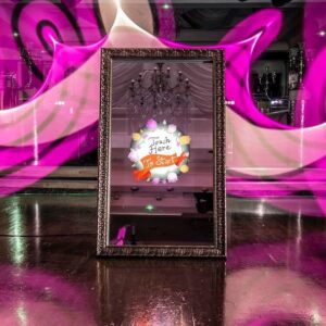 Experience the Revolution of Photo Booths with Our Amazing Magic Mirror!