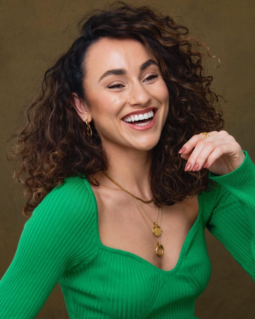 Capture the Beauty of Your Pregnancy with Our Honest and Approachable Maternity Photography! Let Us Create an Exciting and Personal Representation of You and Your Journey.