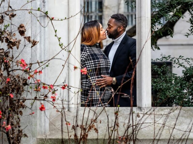 Experience the Magic of London with Your Love - Captured Forever by Our Couples Portrait Photographer! Explore Iconic Landmarks and Hidden Gems Alike, and Treasure Your Adventure with a Gallery of Beautiful Memories.