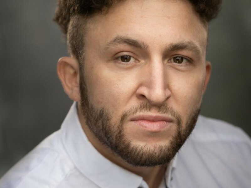 Get Noticed with Authentic Headshots by an Experienced Photographer with 30 Years of Specialization in Headshots - Your Headshot is Your Passport to Auditions!