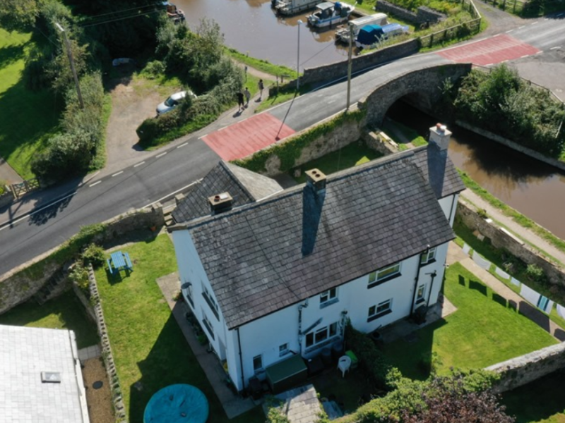 Engage Your Buyers with Stunning Walkthrough Property Videos in London Area | Ideal for Holiday Lettings, Venues & Hotels