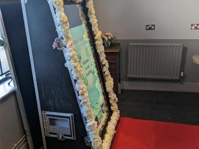 Add Some Fun and Flair to Your Event with Our Interactive Magic Selfie Mirror Photo Booth