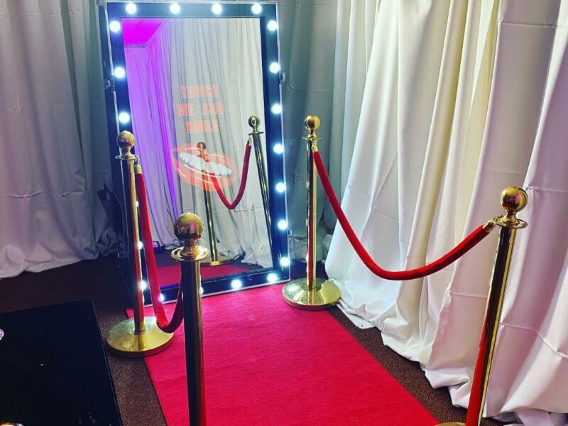 Reflect on Memories with our Magical Mirror Photo Booth - Perfect for Weddings, Corporate Events, and Parties!