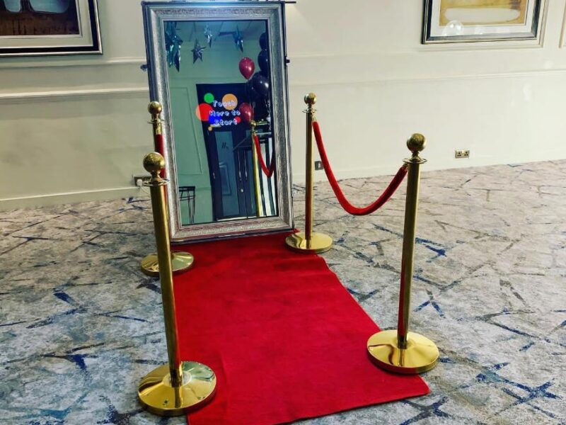 Reflect on Memories with our Magical Mirror Photo Booth - Perfect for Weddings, Corporate Events, and Parties!