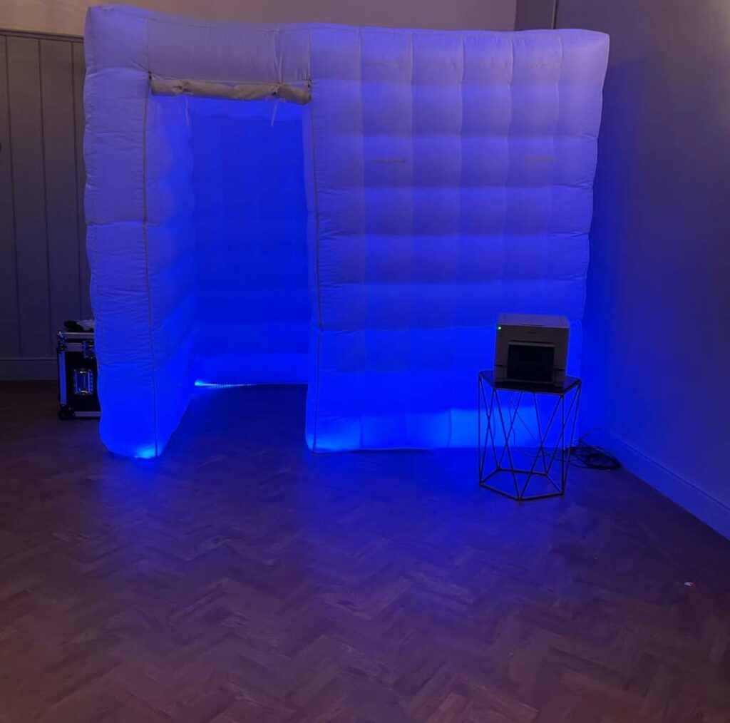 Unforgettable Memories: Capture the Magic of Your Event with Our Five-Star Photo Booth Experience in East Lothian, Edinburgh, Fife, and Beyond!