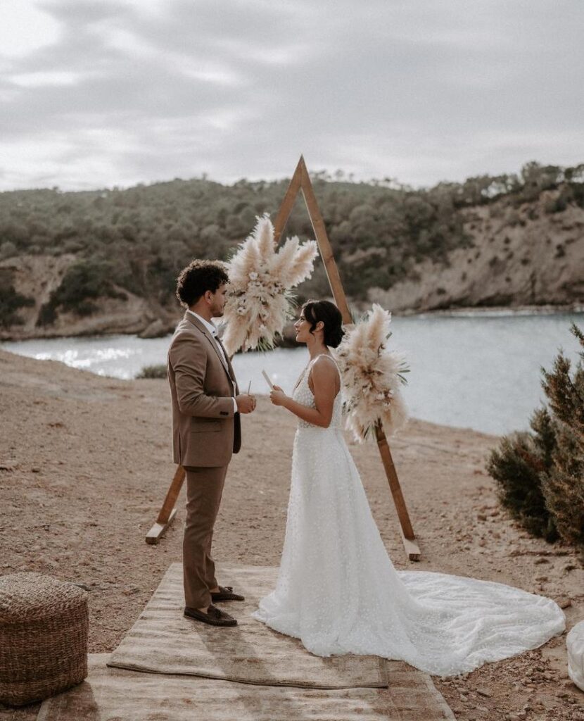 Capturing Epic Adventures: Wedding Photography by an Outdoor Enthusiast