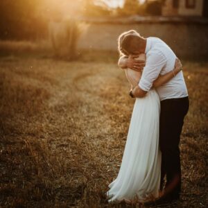 Capturing Your Wedding Day with a Cinematic Documentary Style: Natural and Unobtrusive Wedding Videography