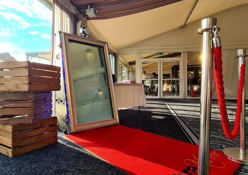 Reflections of Fun: Magical Mirror Photo Booth for Unforgettable Moments!