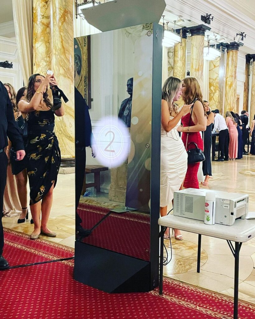 Reflecting Perfection: The Infinity Magic Mirror - Elevate Your Event with Unforgettable Experiences!