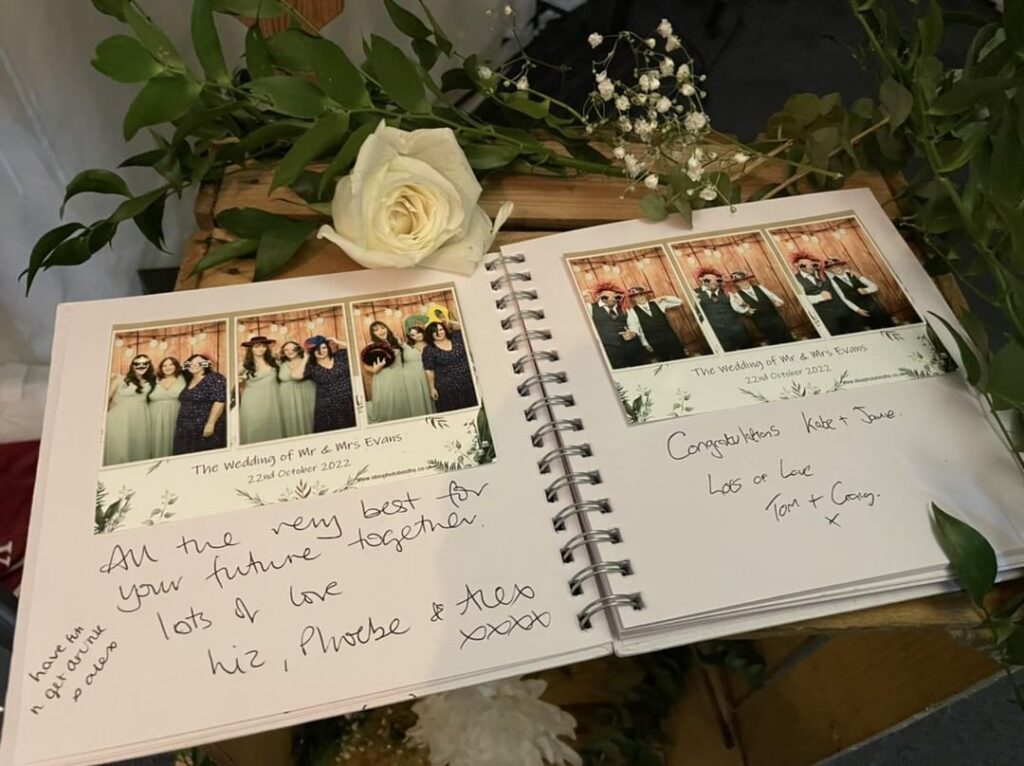 Reflecting Perfection: The Infinity Magic Mirror - Elevate Your Event with Unforgettable Experiences!