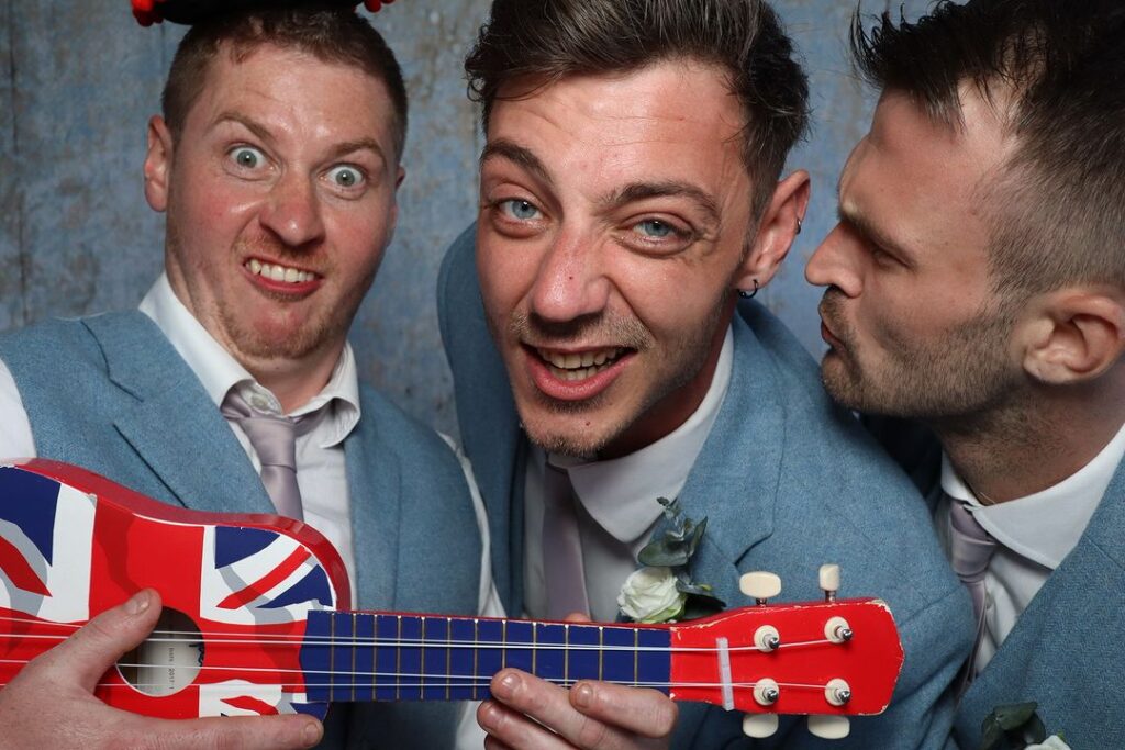 The sexiest photo booth in town - Exceptional photo booth experiences. We curate lifelong memories of joy.