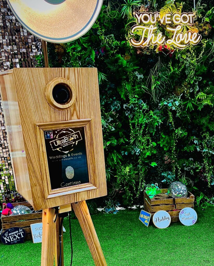 V-Box Digital Photobooth