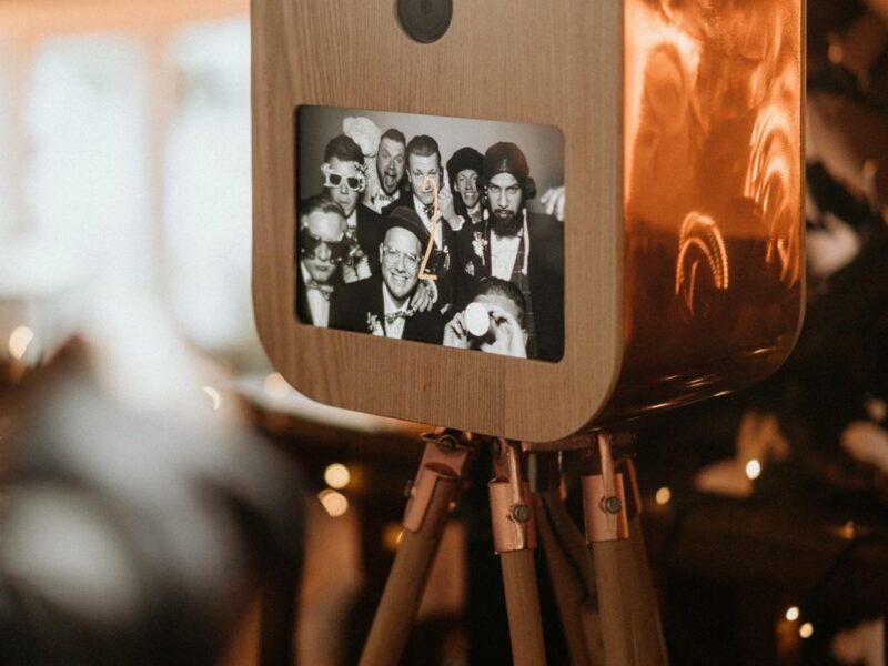 The sexiest photo booth in town - Exceptional photo booth experiences. We curate lifelong memories of joy.