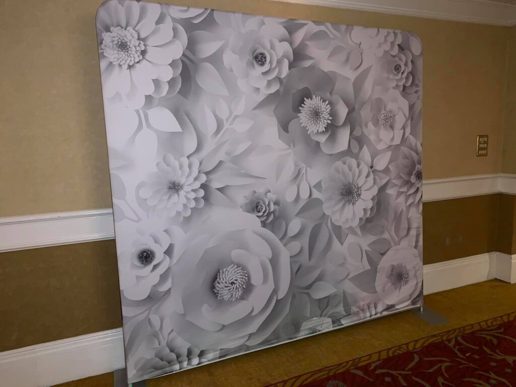 The Superb Selfie Pod