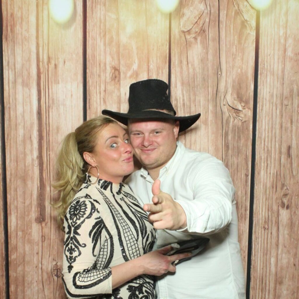 The Superb Selfie Pod