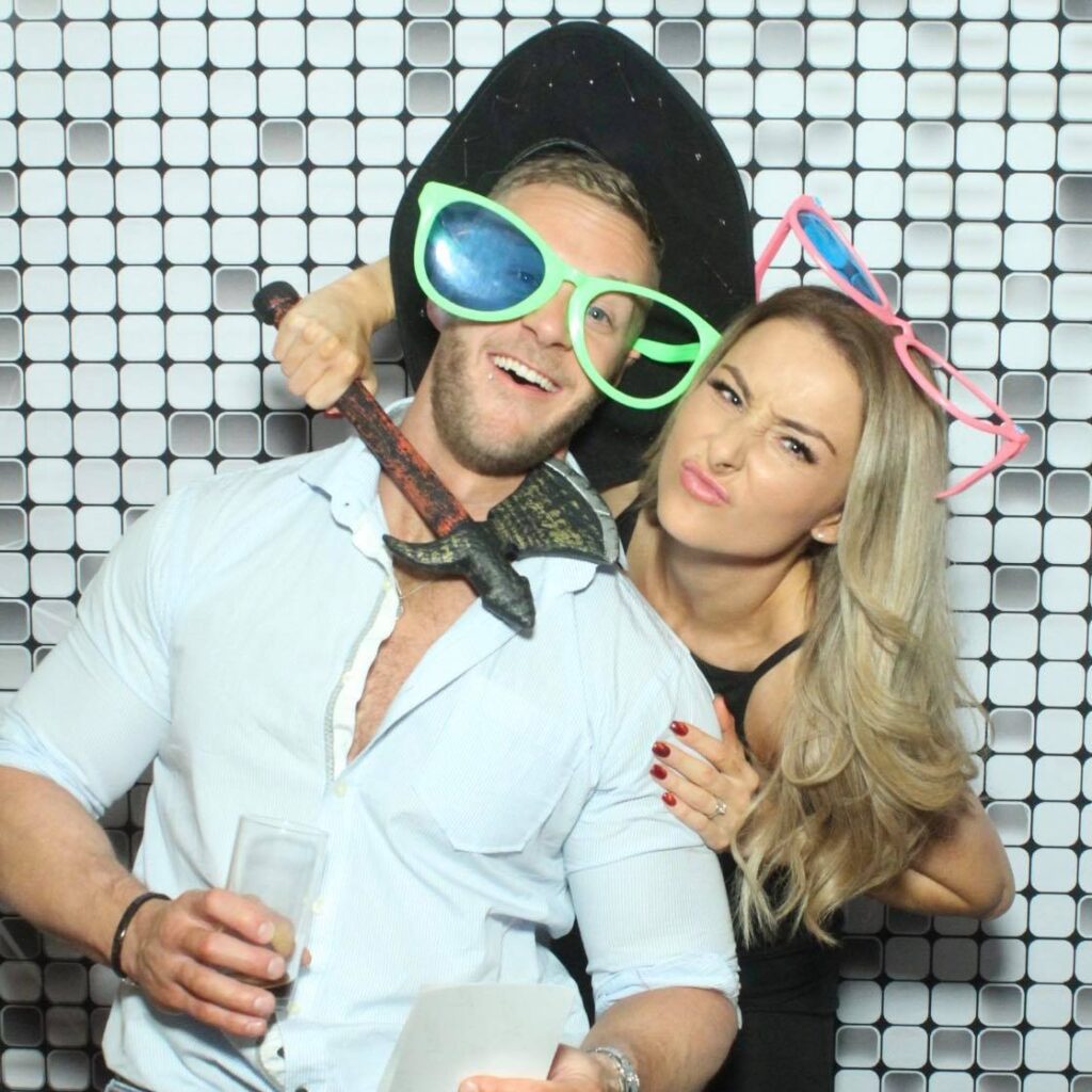 The Superb Selfie Pod