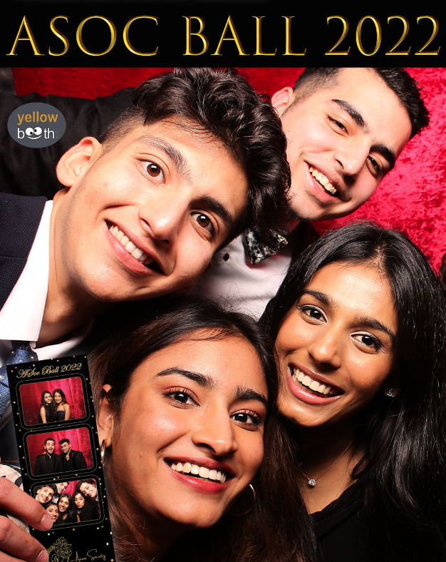 Elegantly Plain Photo Booth