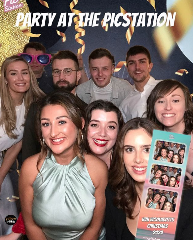 Elegantly Plain Photo Booth