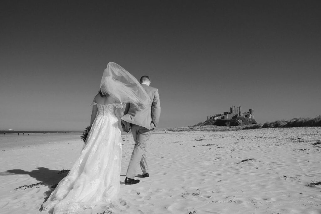 Candid wedding photography with no cheese