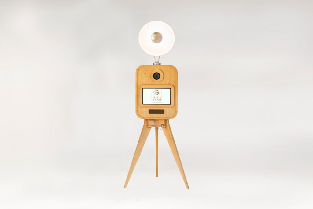 YORKSHIRE & NORTH OF ENGLAND LUXURY PHOTO BOOTH HIRE