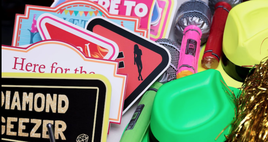 Traditional Oval Photo Booth