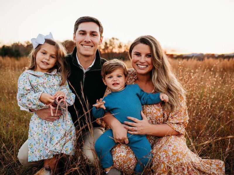 Capture Your Family's Unique Personality - Cherish Memories for a Lifetime!"
