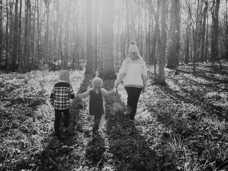Capture Your Family's Unique Personality - Cherish Memories for a Lifetime!"