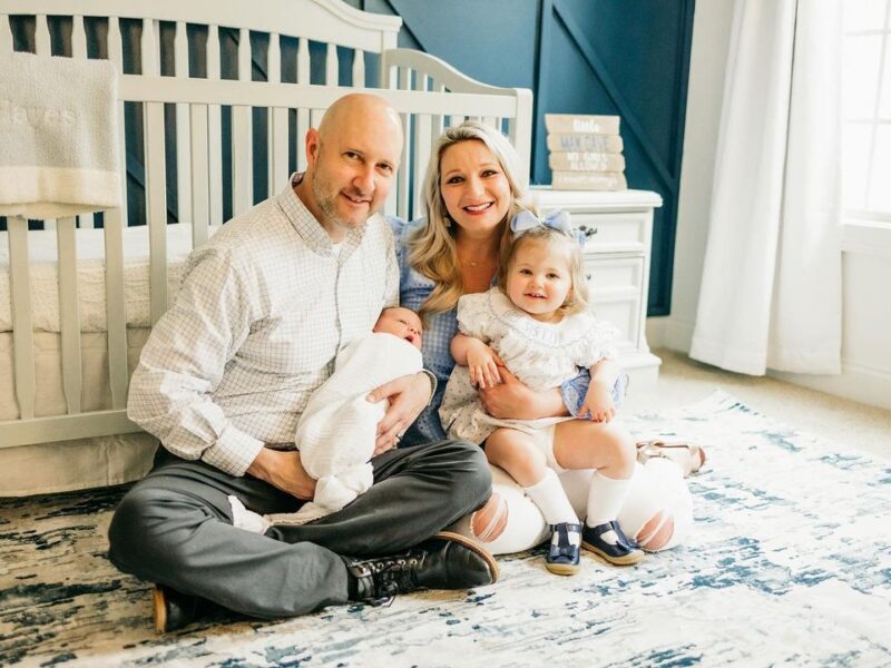 Capture Your Family's Unique Personality - Cherish Memories for a Lifetime!"