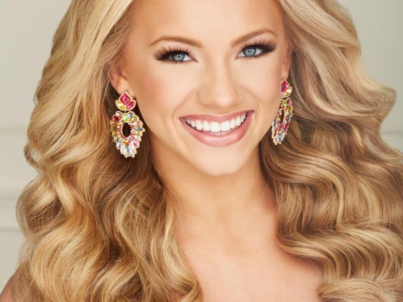Pageant Headshot Photography that makes you stand out!