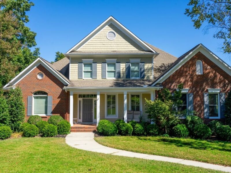 Turning properties into masterpieces with professional real estate photography.