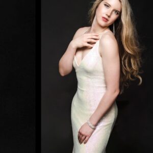 Transform Your Memories into Timeless Art: Portrait Photography with Passion and Love