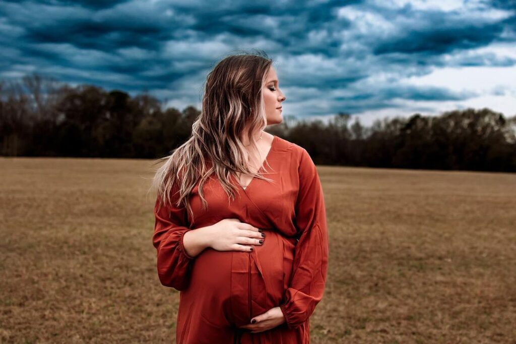 Capture Your Maternity Memories with Me - Michaela, Your Personal Photographer"