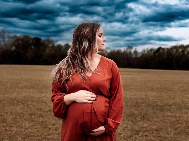 Capture Your Maternity Memories with Me - Michaela, Your Personal Photographer"