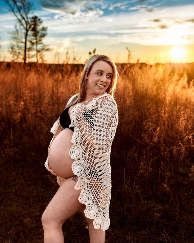 Capture Your Maternity Memories with Me - Michaela, Your Personal Photographer"